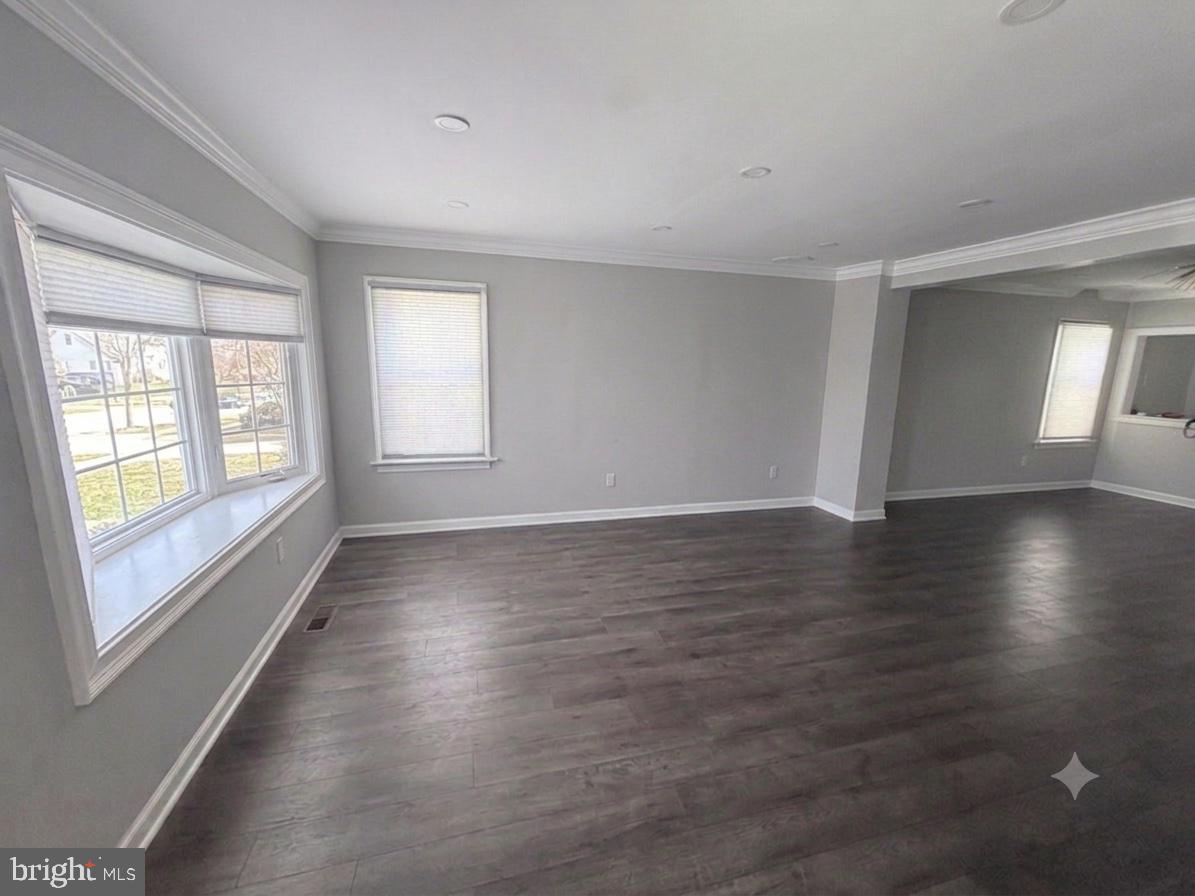 831 Hamel Ave # Property Photo 4