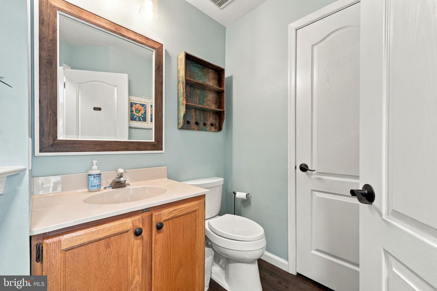5703 Constitution Ct # Property Photo 9