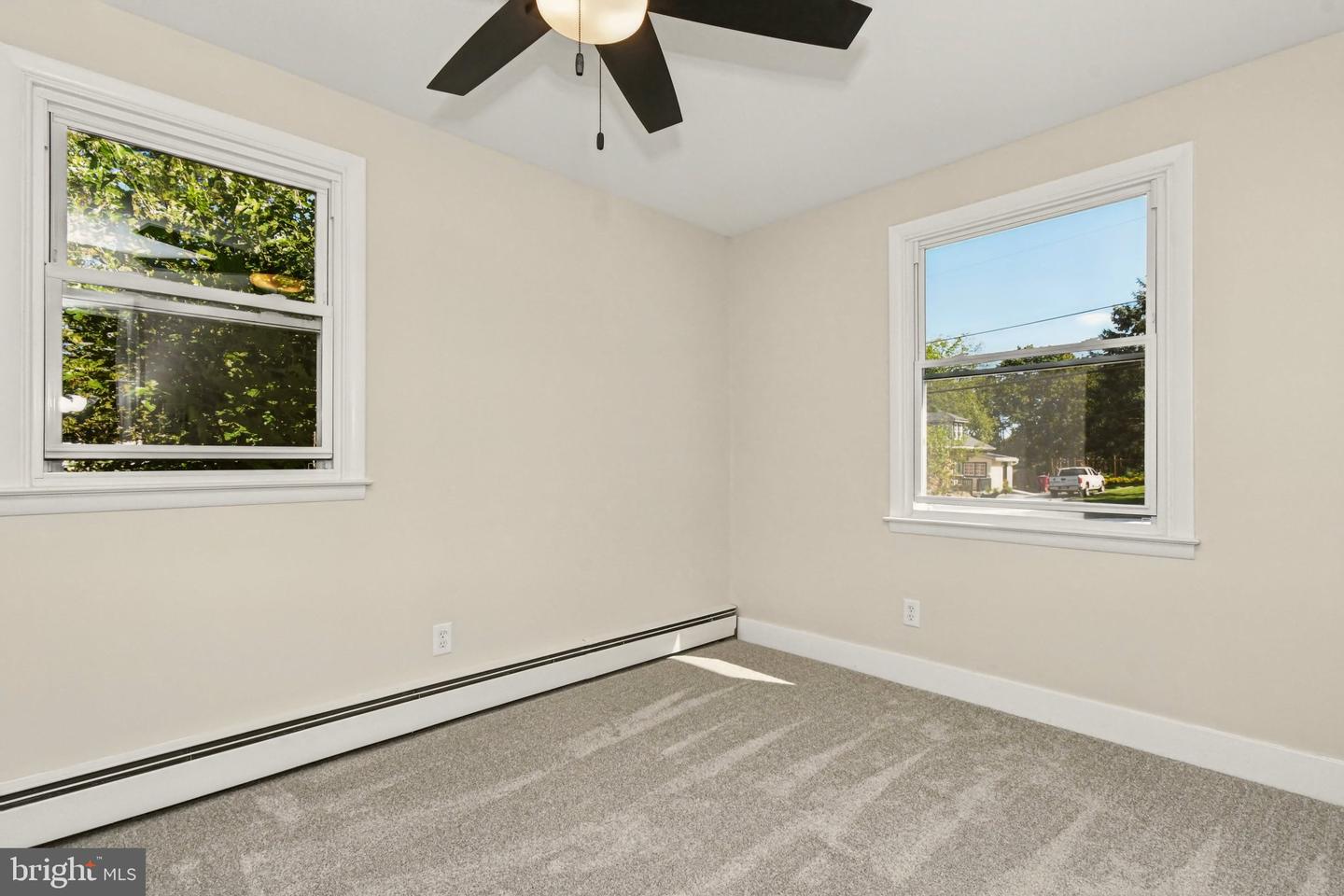 75 W Mount Kirk Ave # Property Photo 16