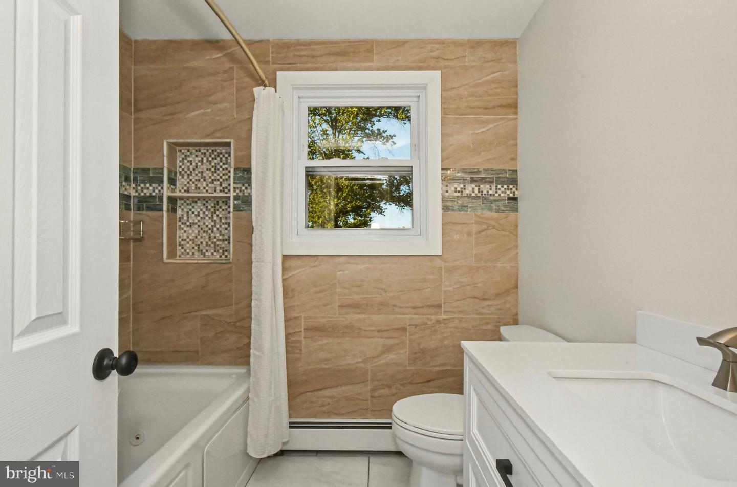 75 W Mount Kirk Ave # Property Photo 20