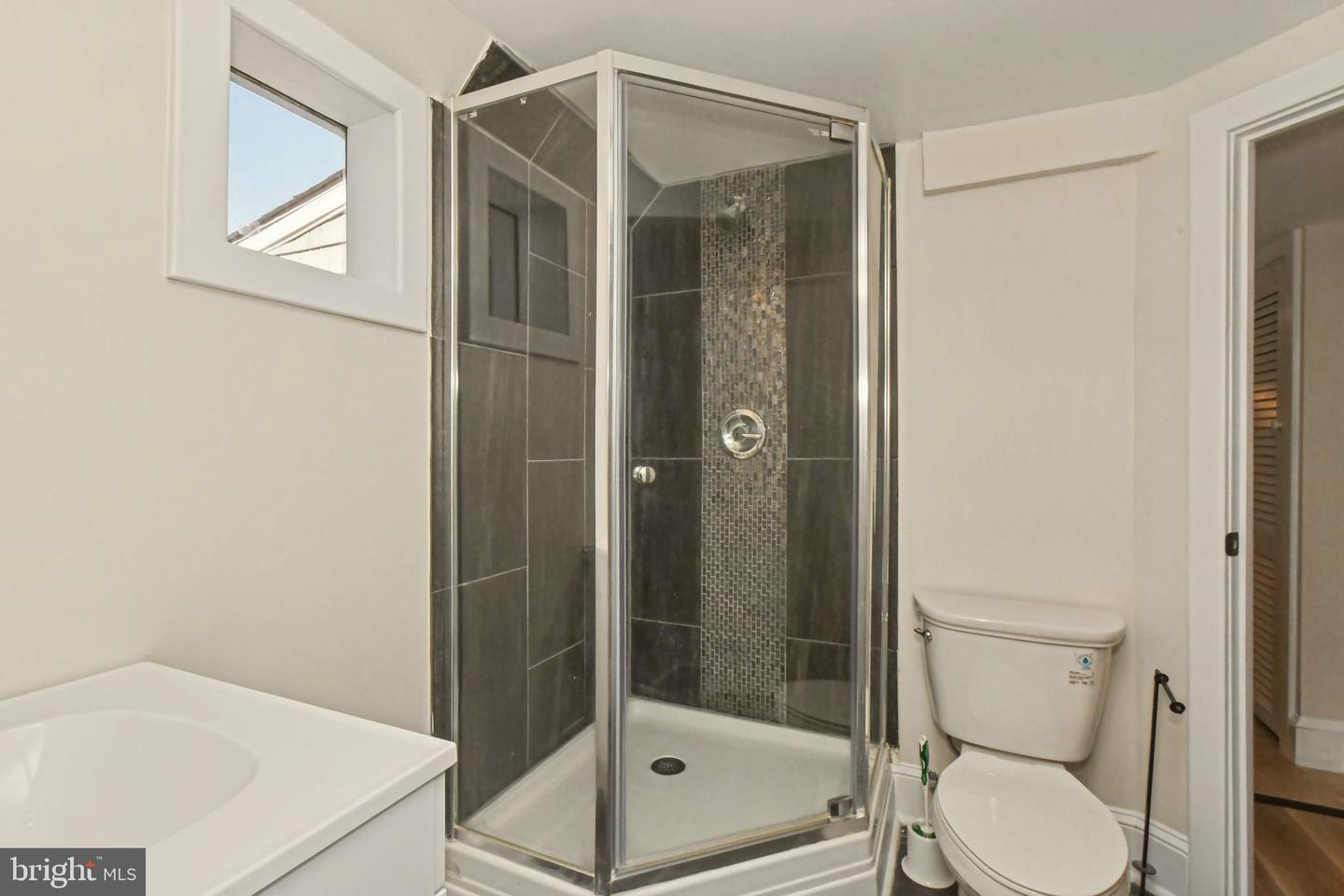 75 W Mount Kirk Ave # Property Photo 24