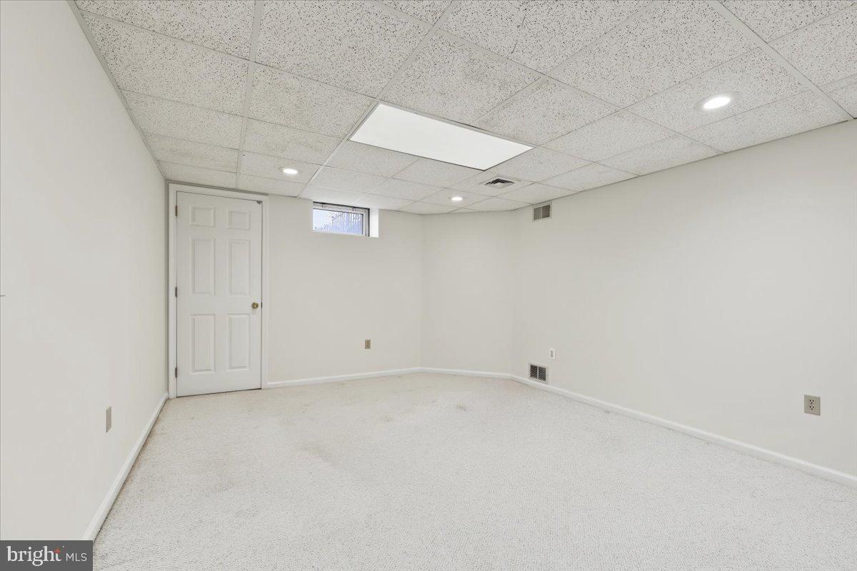 115 Abbey Dr Property Photo 26