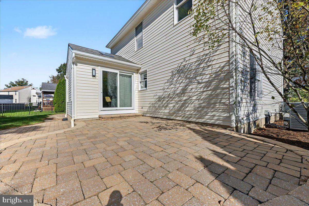 115 Abbey Dr Property Photo 31