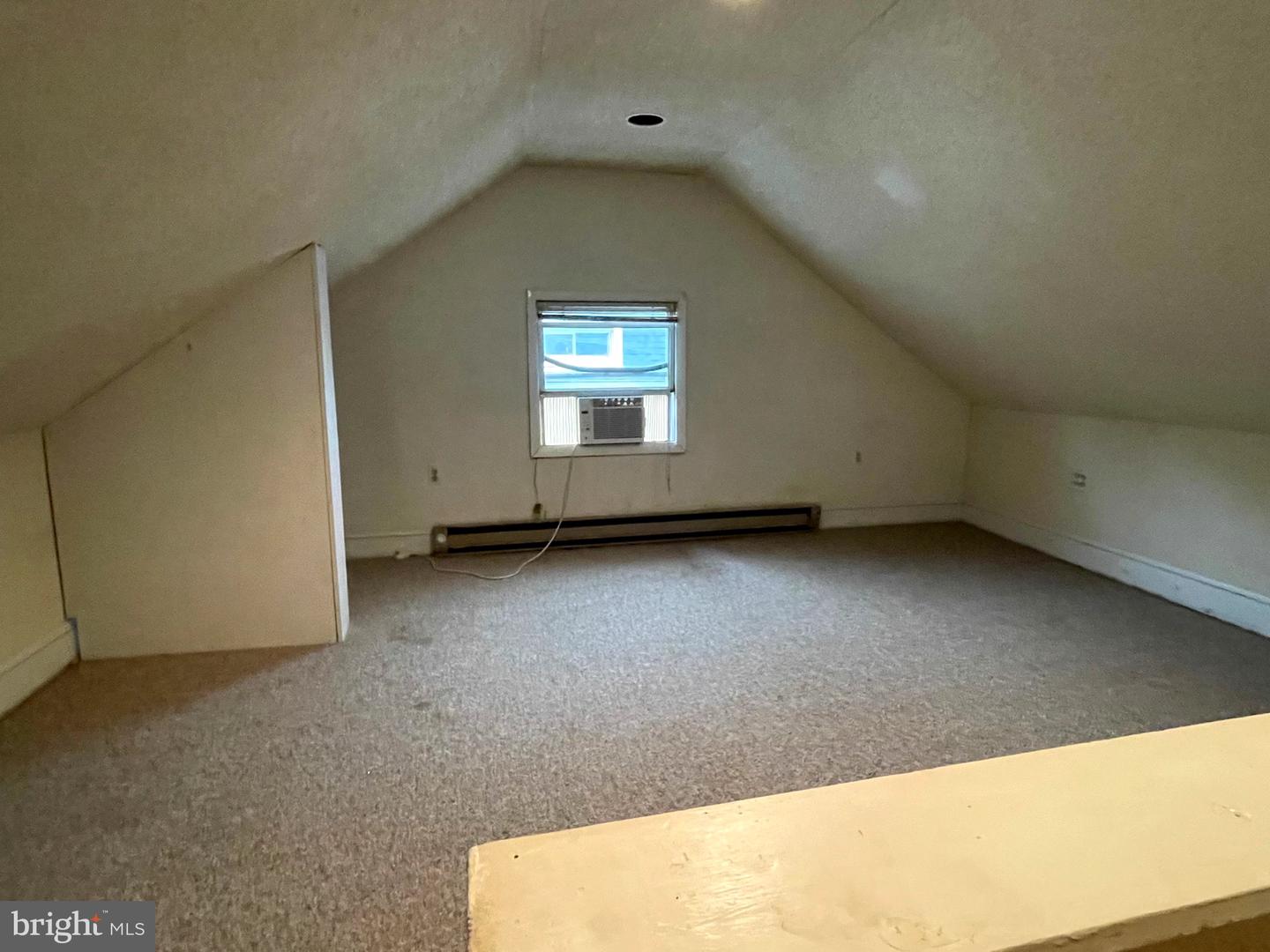 120 Elm Ave Property Photo 4