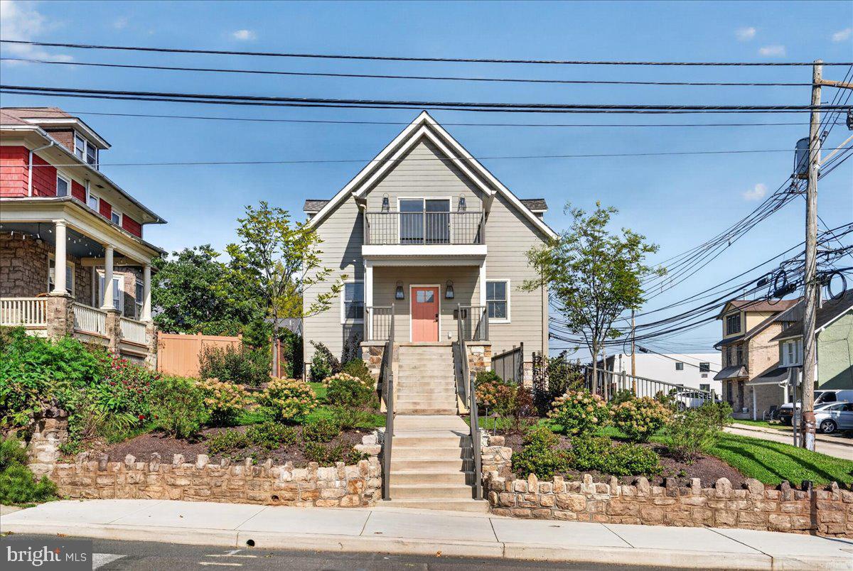 25 N Ridge Ave #a Property Photo 1