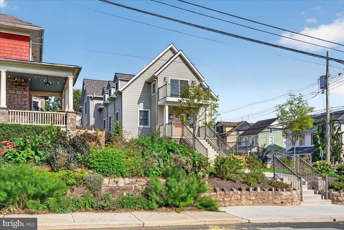 25 N Ridge Ave #a Property Photo 3