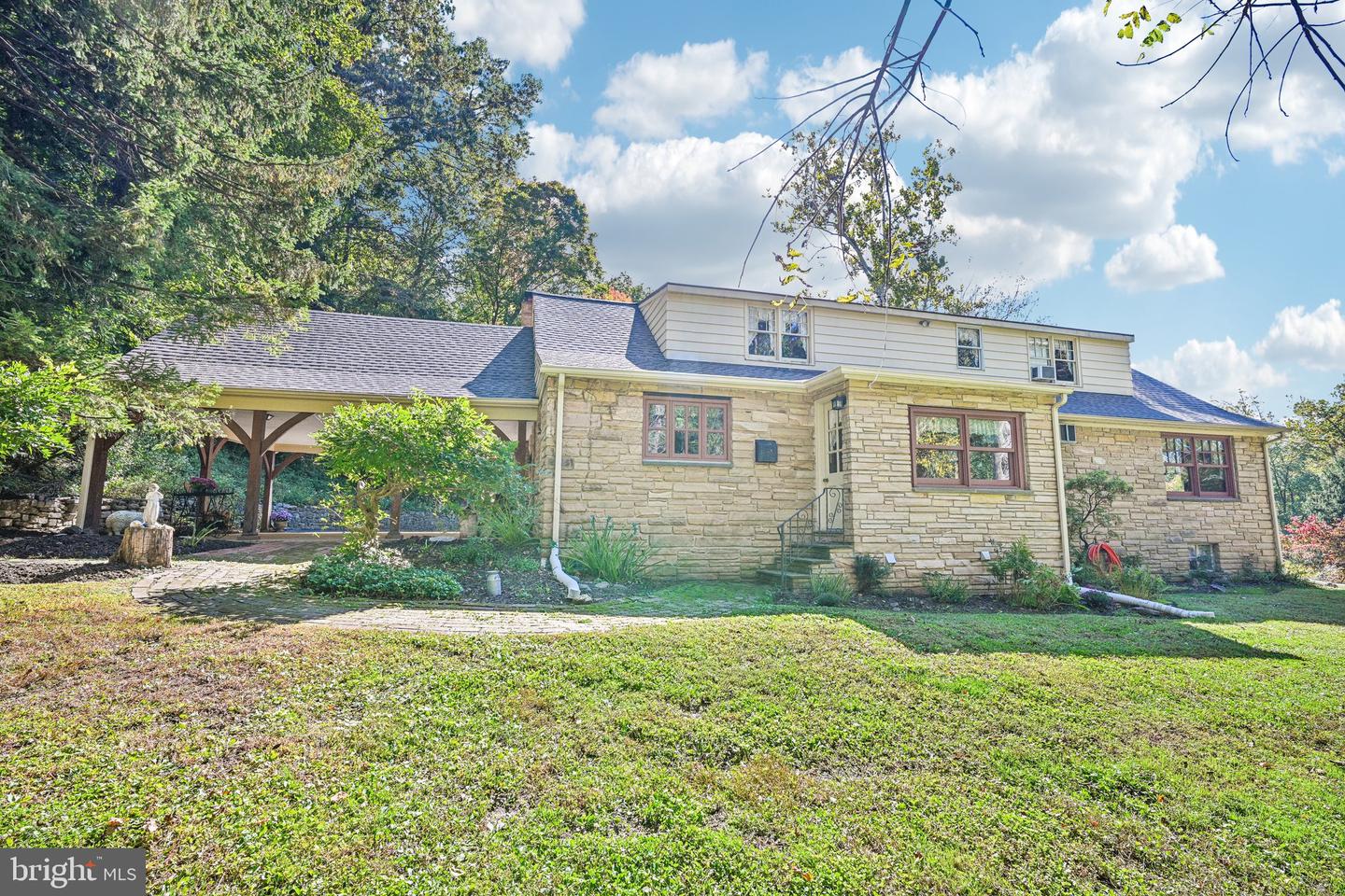 3 Moredon Rd # Property Photo 5