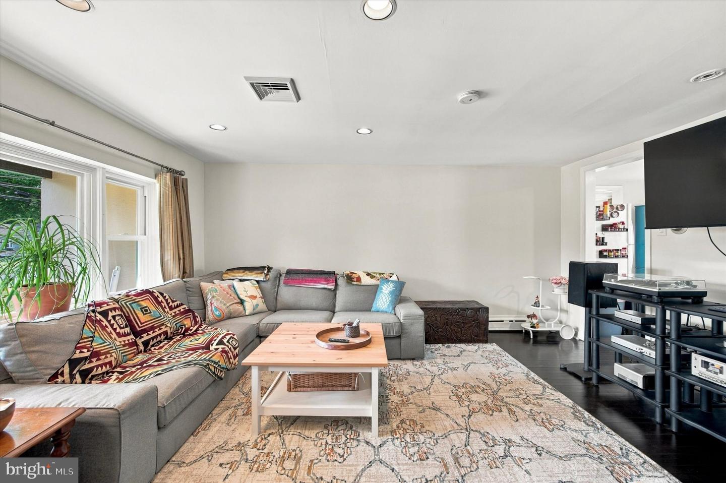 2511 Swede Rd # Property Photo 3