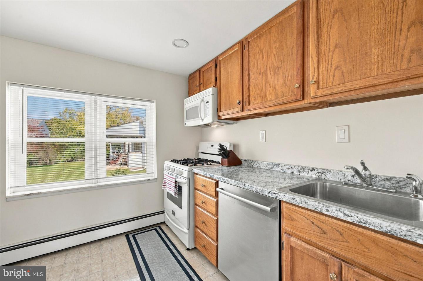 2511 Swede Rd # Property Photo 8