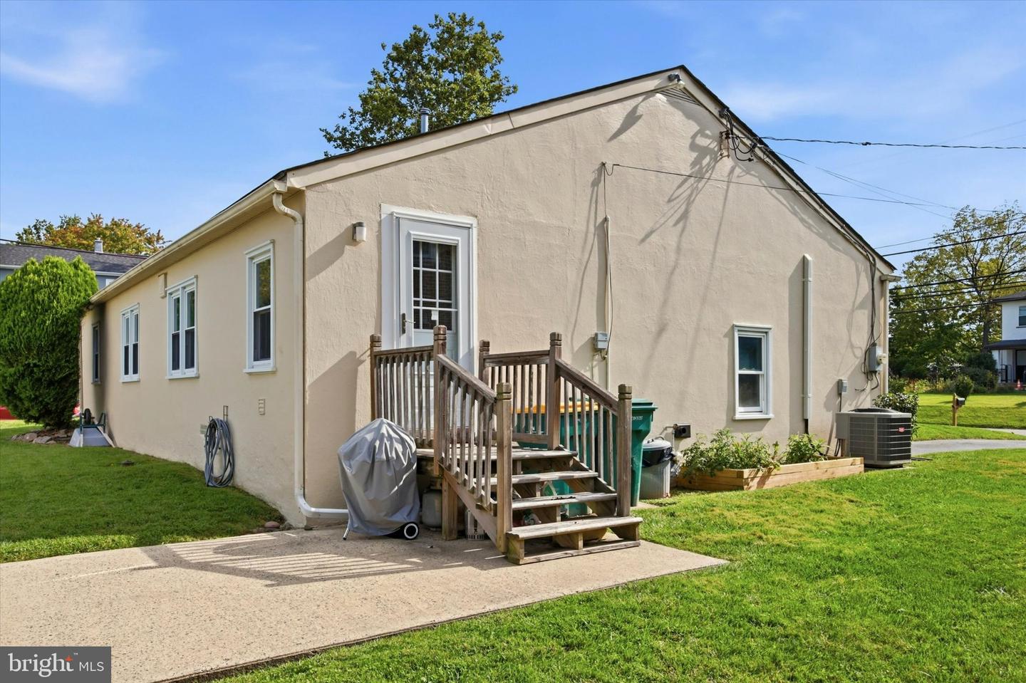 2511 Swede Rd # Property Photo 15