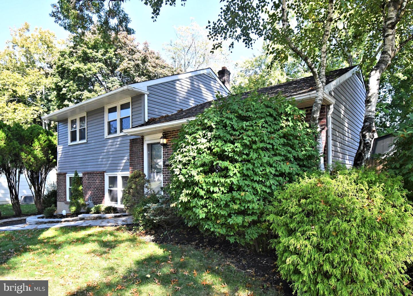 609 Mansfield Rd Property Photo 2