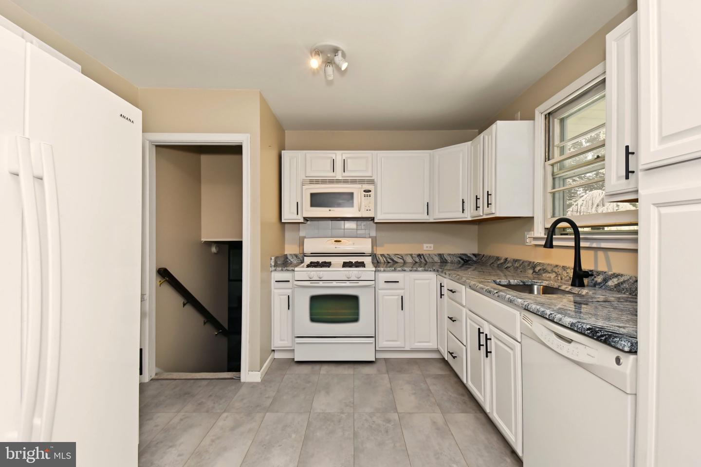 609 Mansfield Rd Property Photo 12