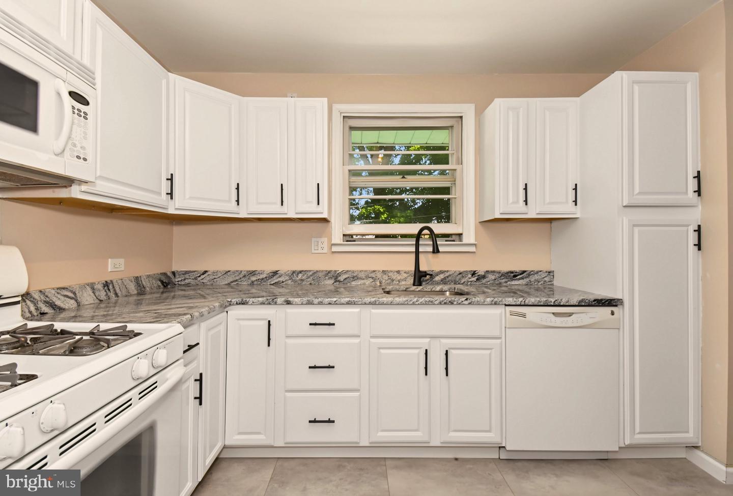 609 Mansfield Rd Property Photo 15