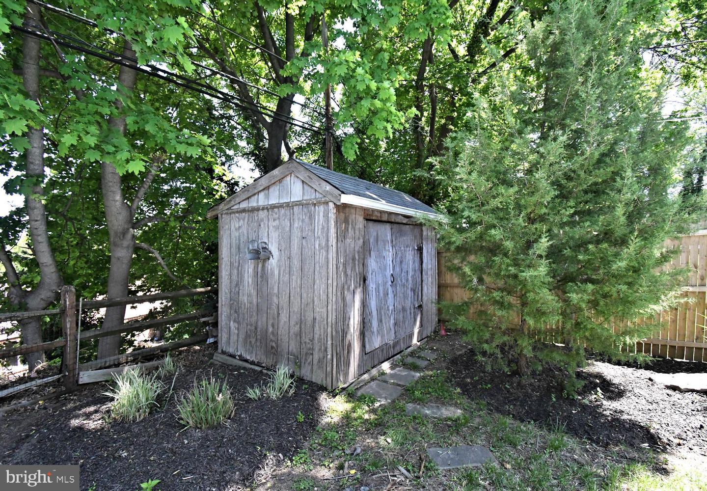 609 Mansfield Rd Property Photo 47