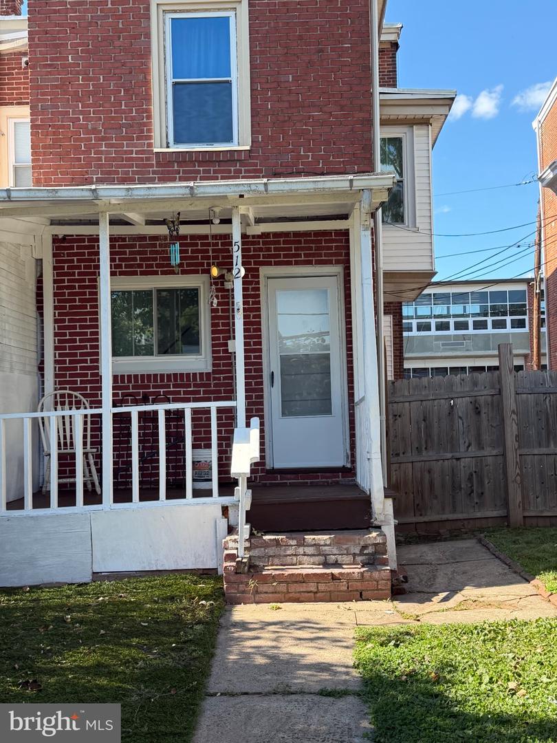 512 Chain St Property Photo 2