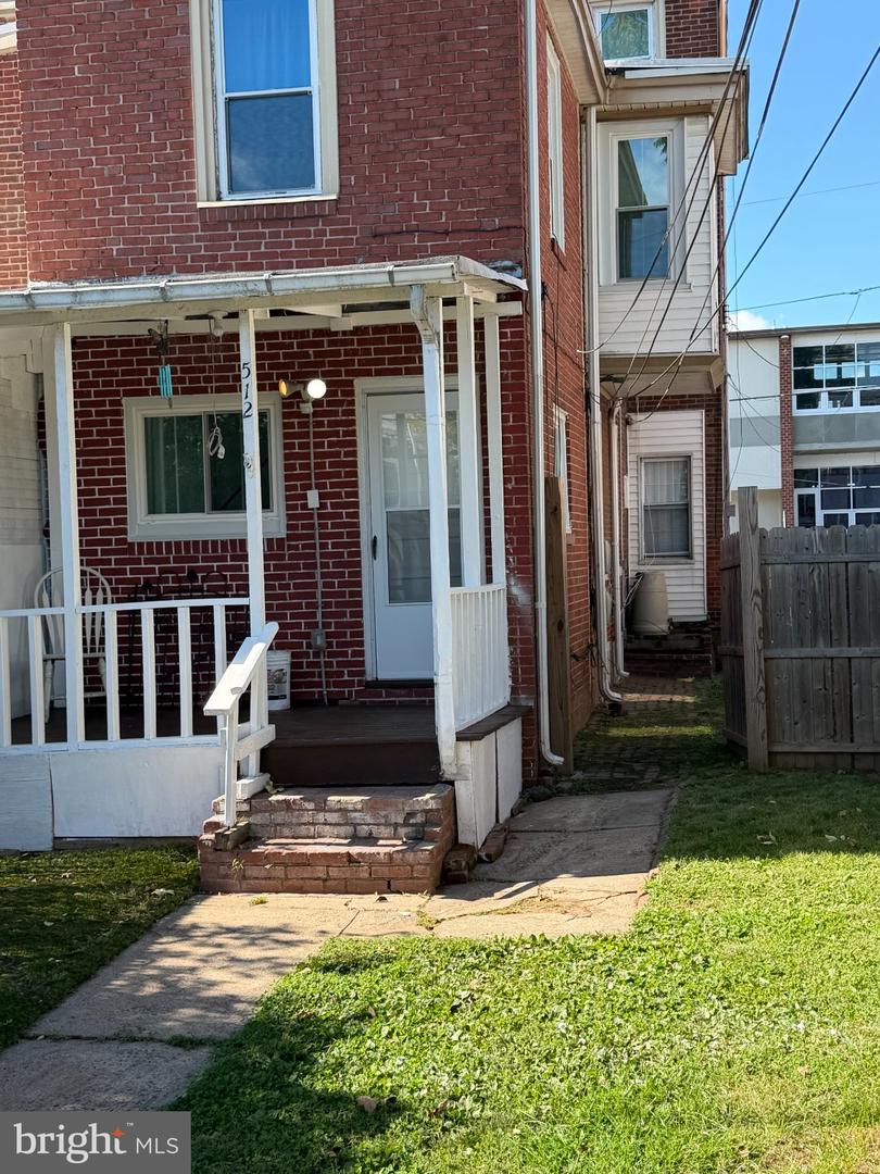 512 Chain St Property Photo 3