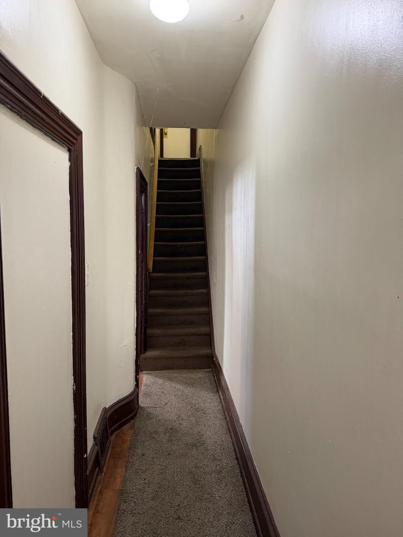 512 Chain St Property Photo 7