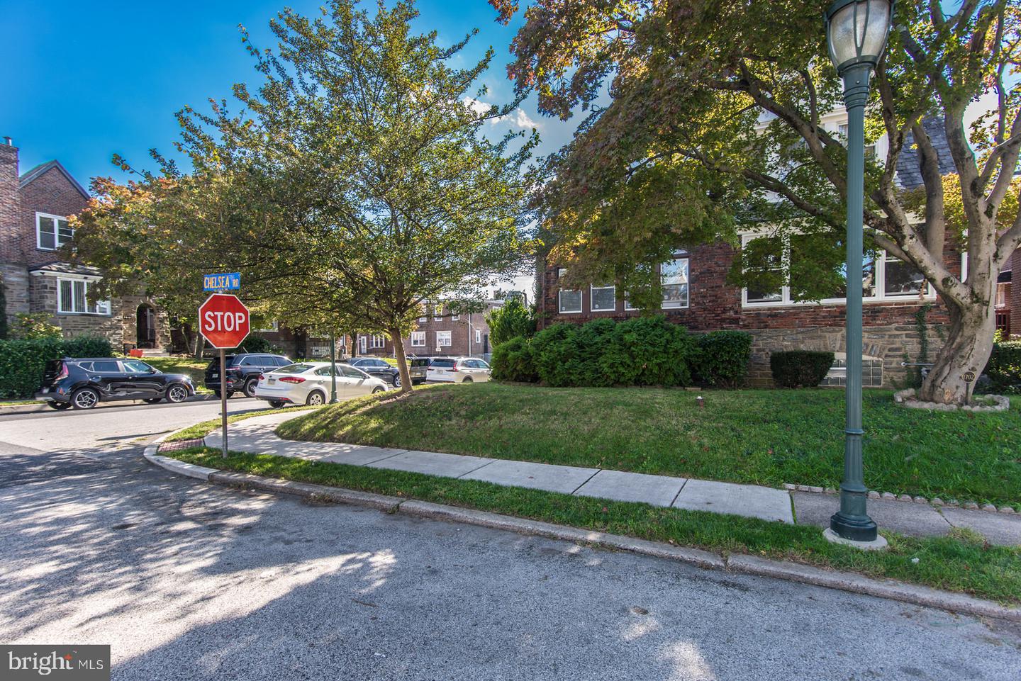 1700 Chelsea Rd # Property Photo 4