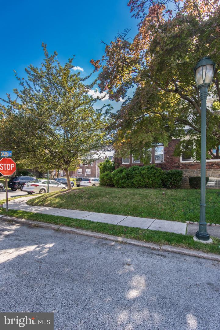 1700 Chelsea Rd # Property Photo 5