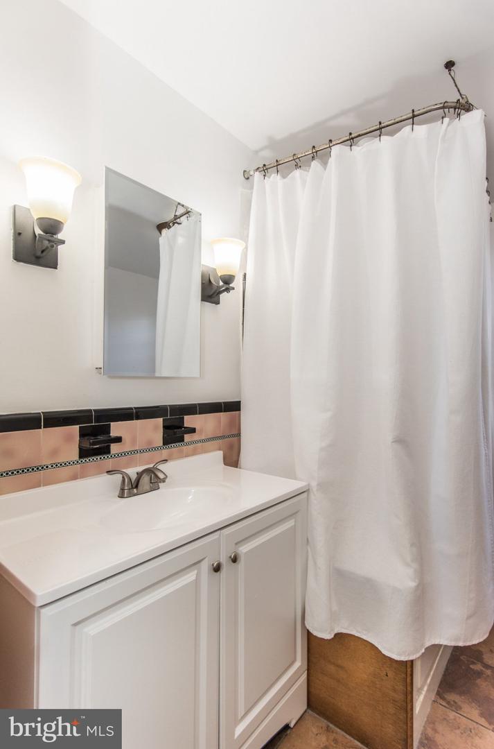 1700 Chelsea Rd # Property Photo 48