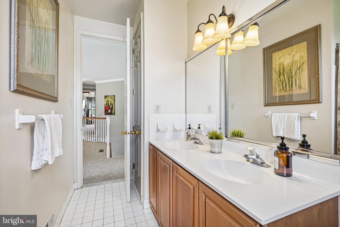 66 Longacre Dr Property Photo 48