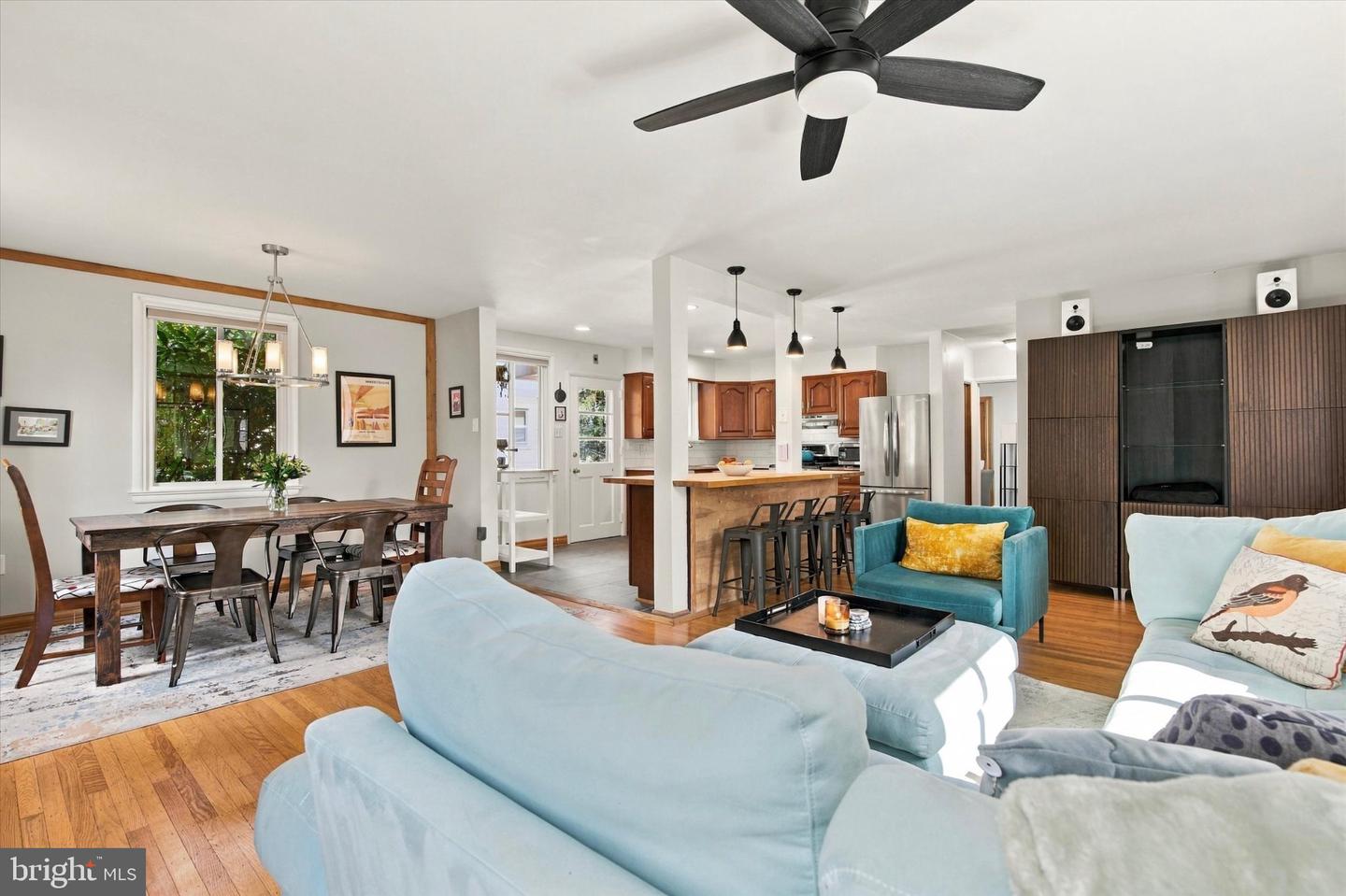 479 Plymouth Rd # Property Photo 4