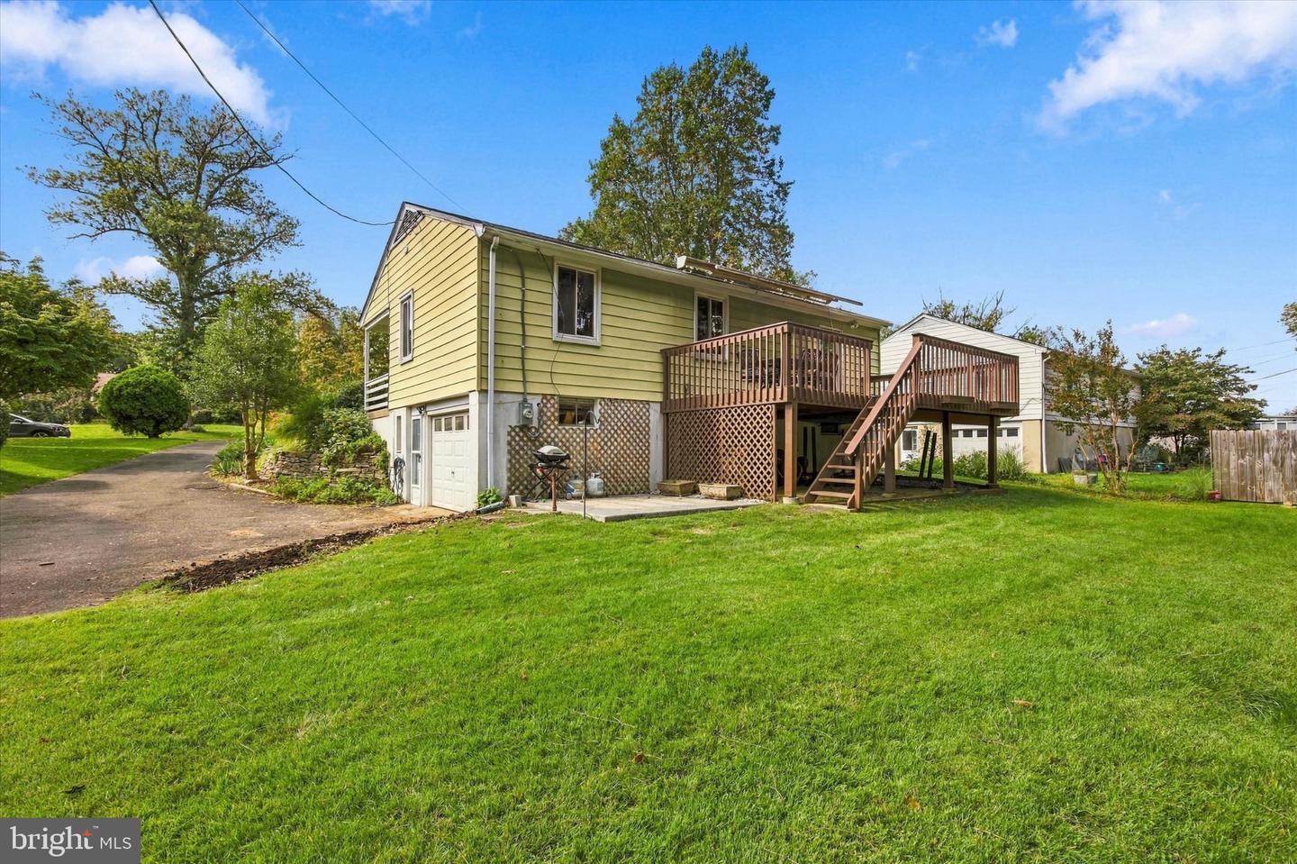 479 Plymouth Rd # Property Photo 22