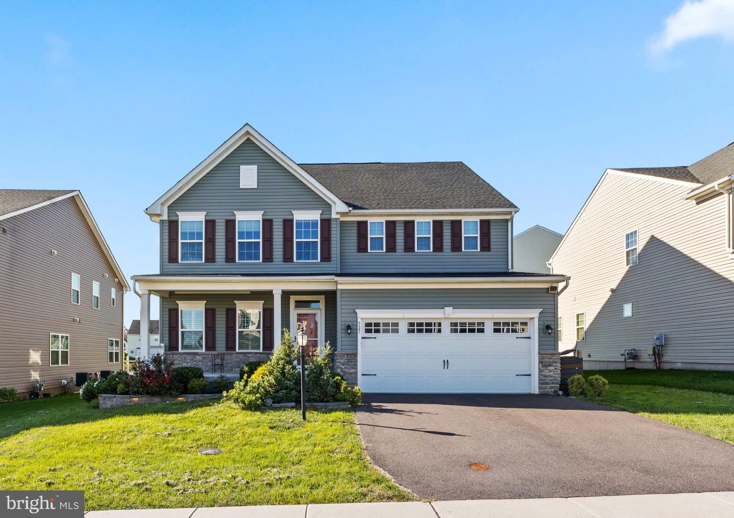 523 Spring Manor Blvd # Property Photo 1