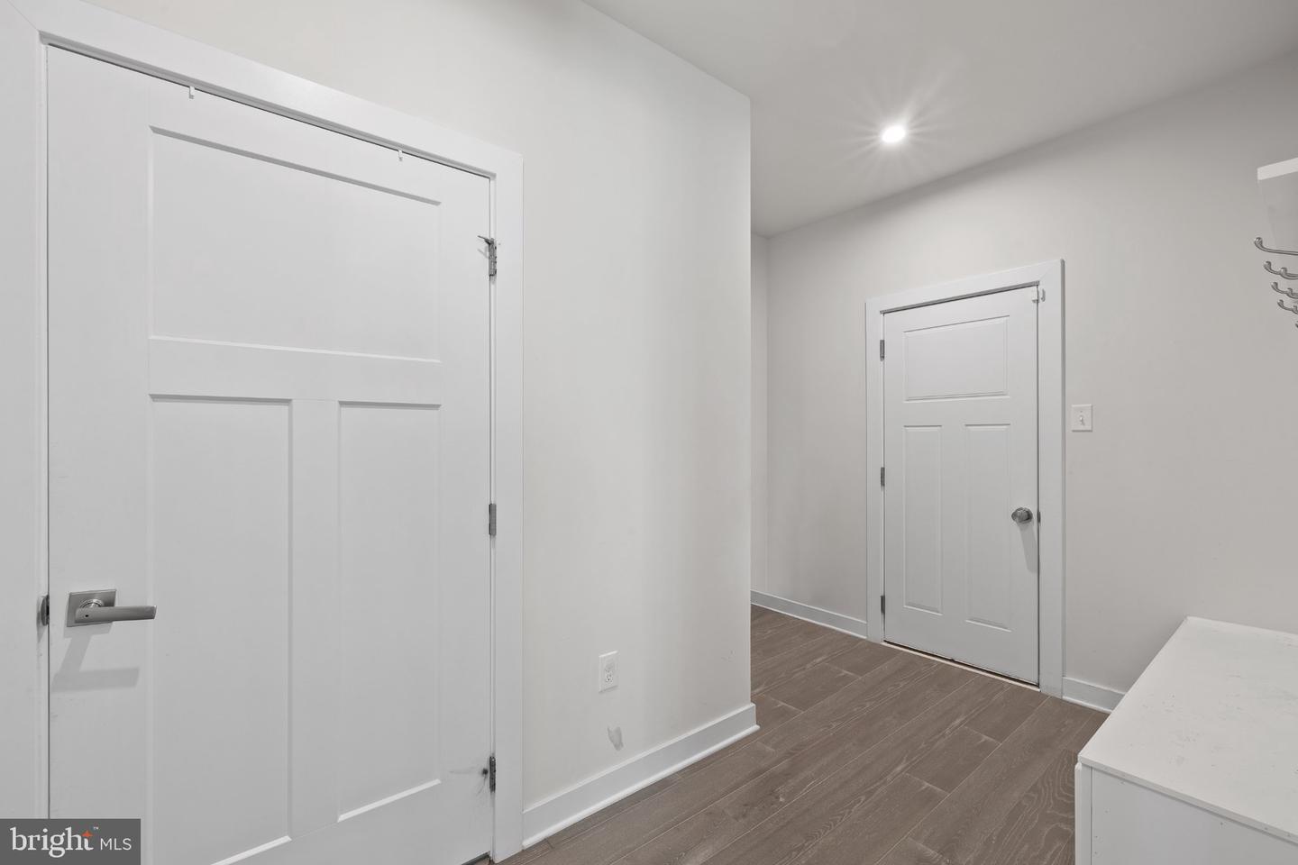 523 Spring Manor Blvd # Property Photo 21