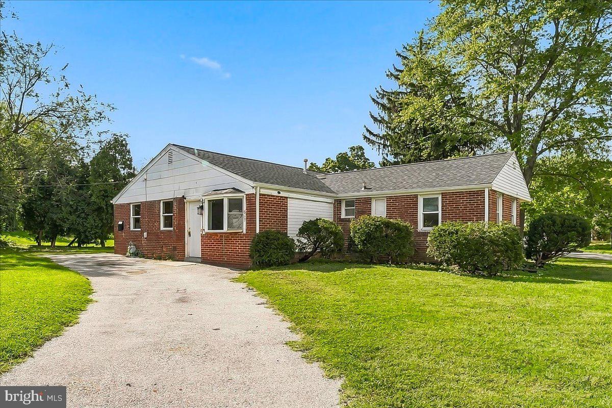 567 Powderhorn Rd # Property Photo 1