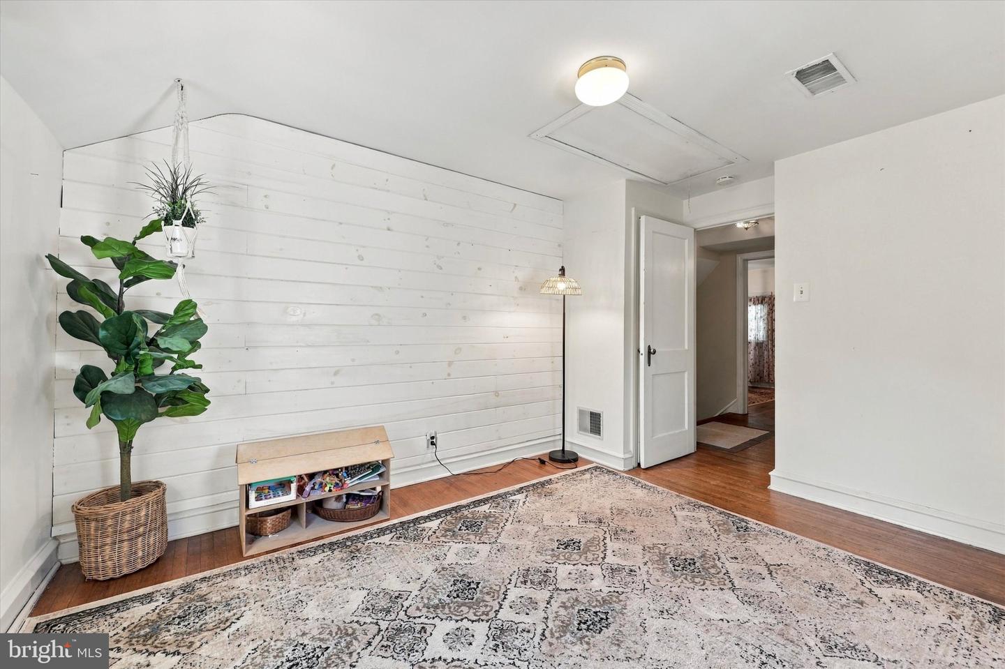 437 Oreland Mill Rd # Property Photo 14