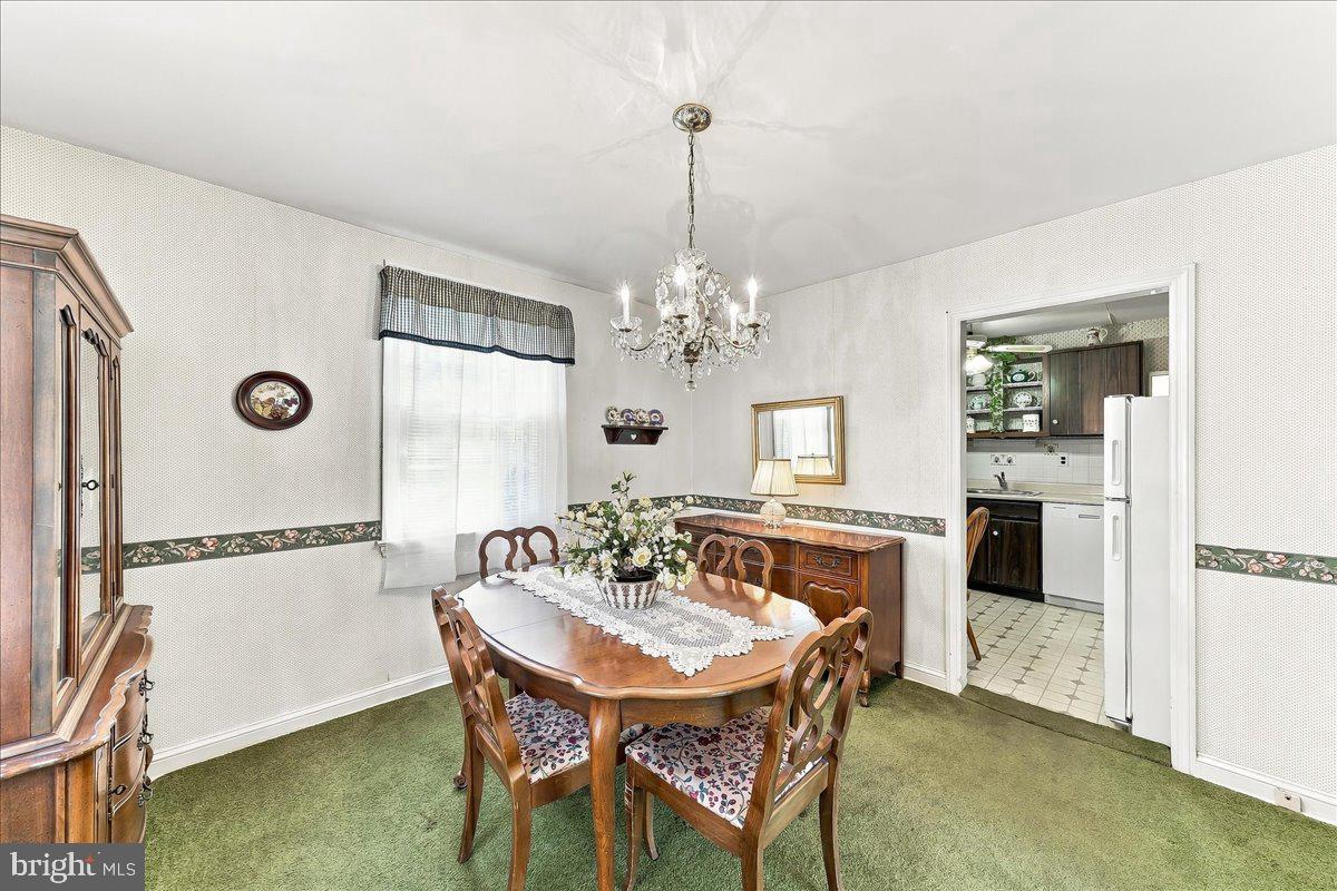 871 Delmont Dr # Property Photo 11
