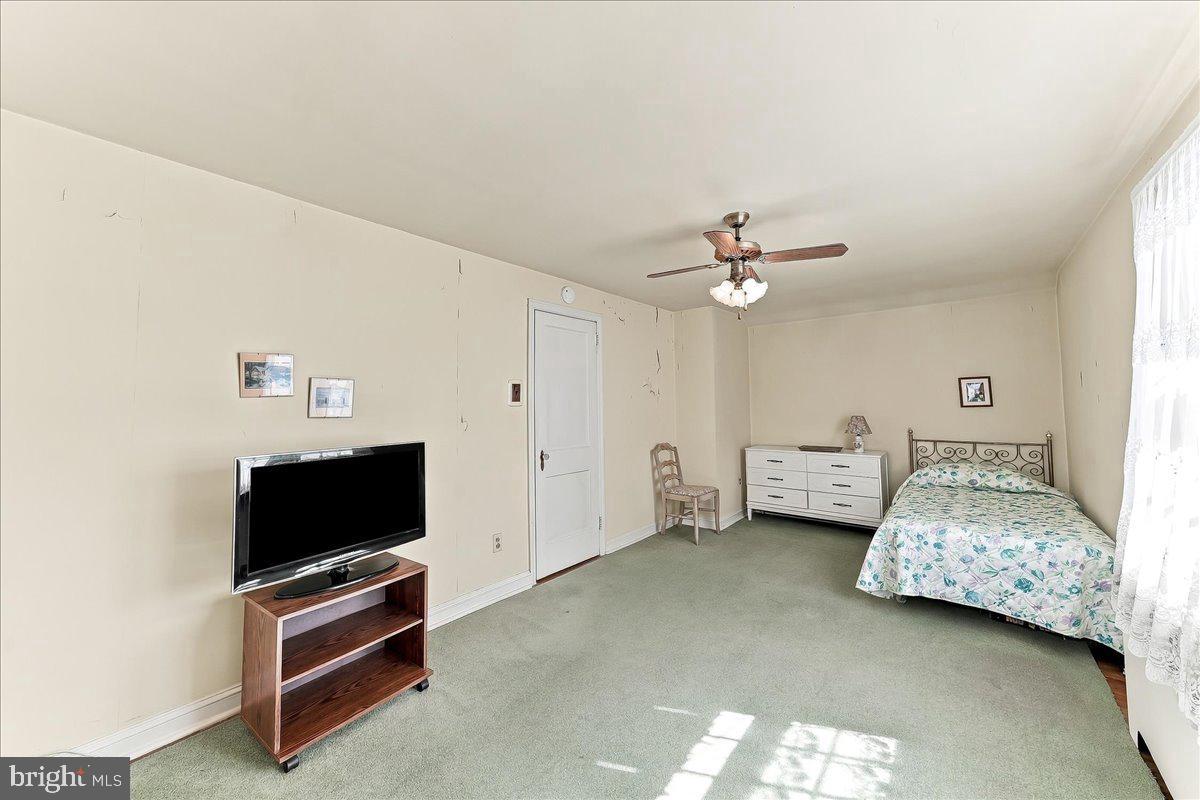 871 Delmont Dr # Property Photo 22