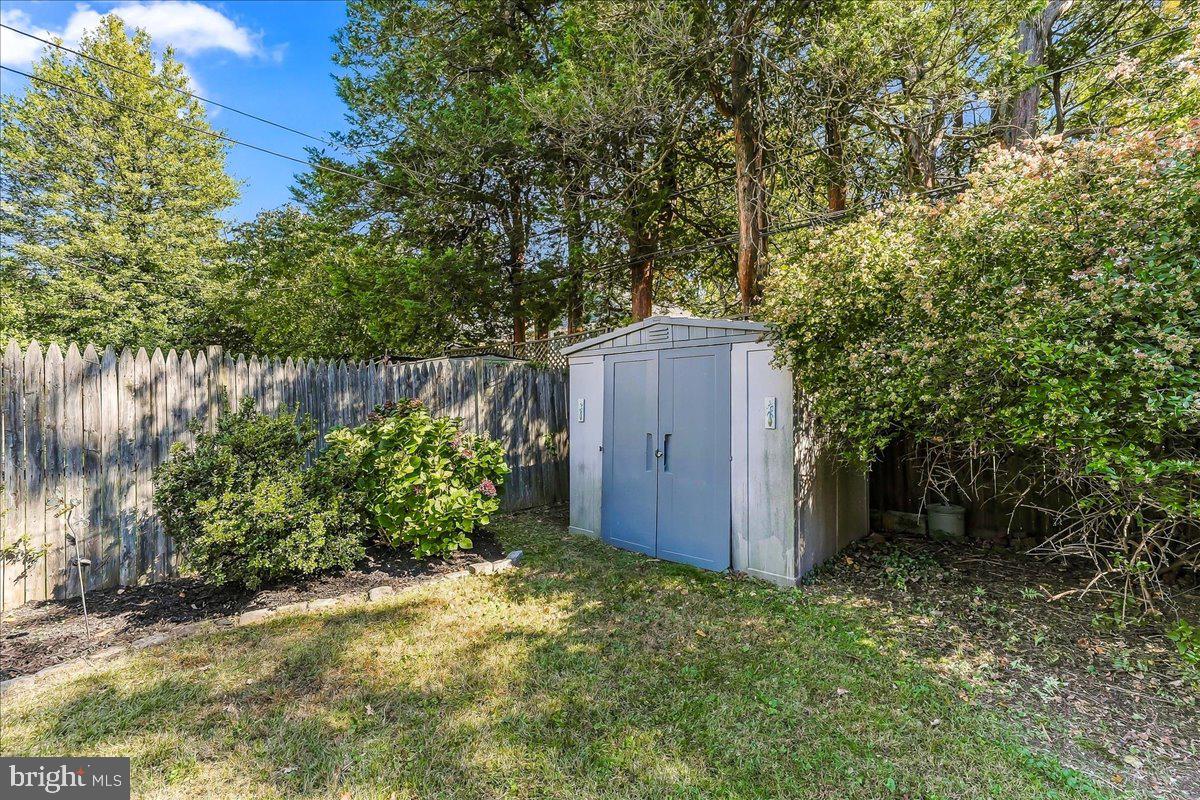 871 Delmont Dr # Property Photo 33