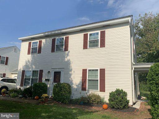 1719 ROSEDALE CT Property Photo 1