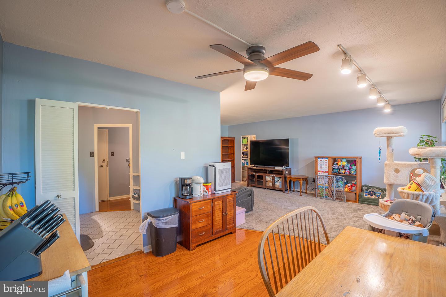 7900 Old York Rd #409-b Property Photo 7