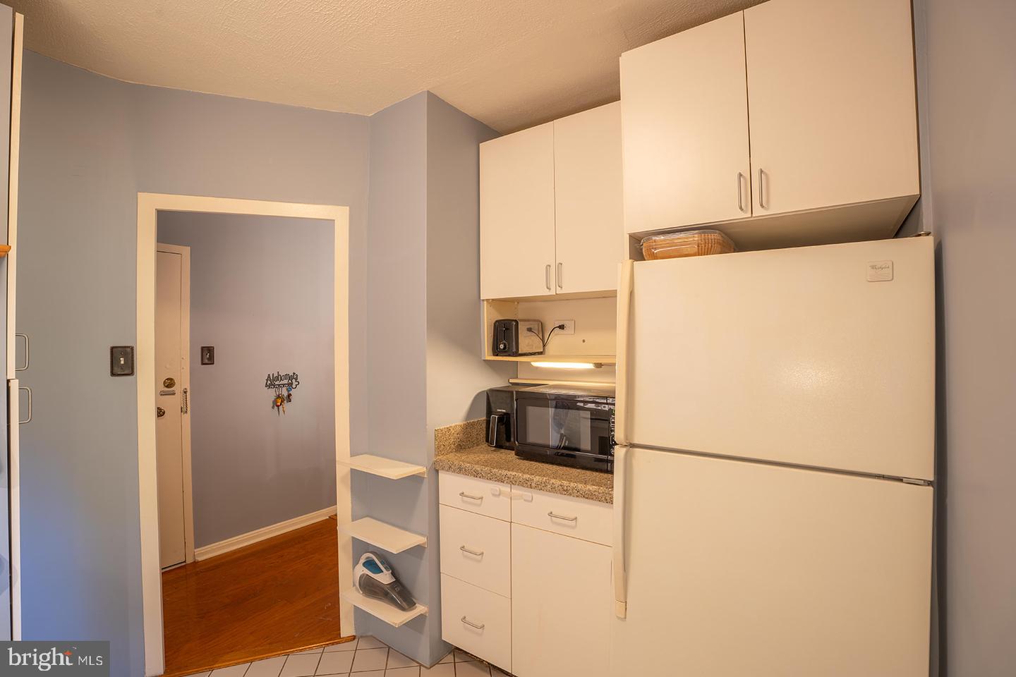 7900 Old York Rd #409-b Property Photo 12