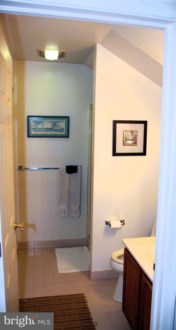 120 Cotswold Ct # Property Photo 13