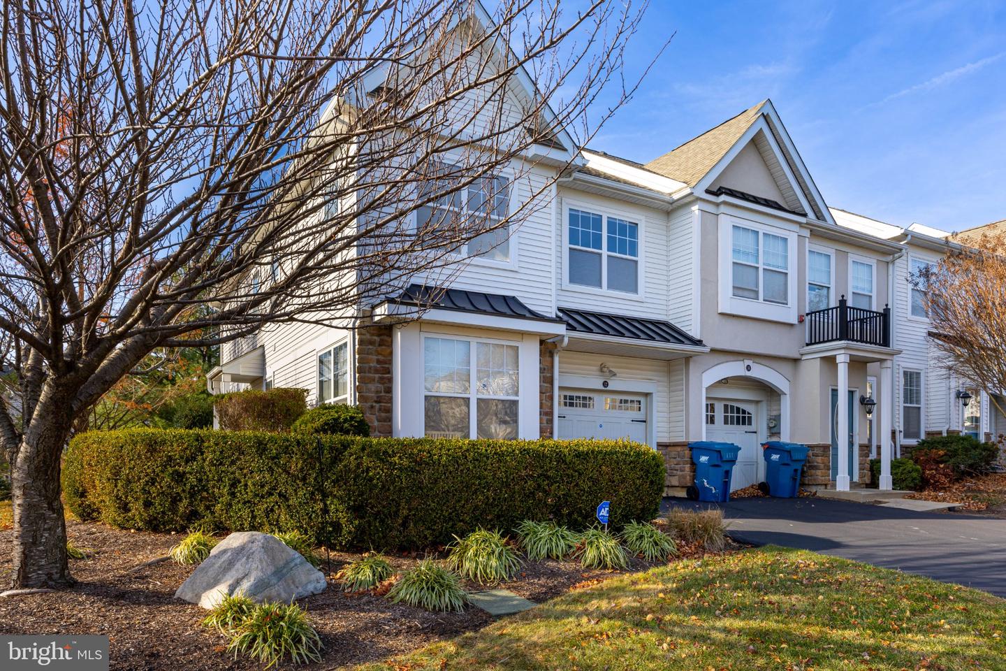 12 OLD CEDARBROOK RD