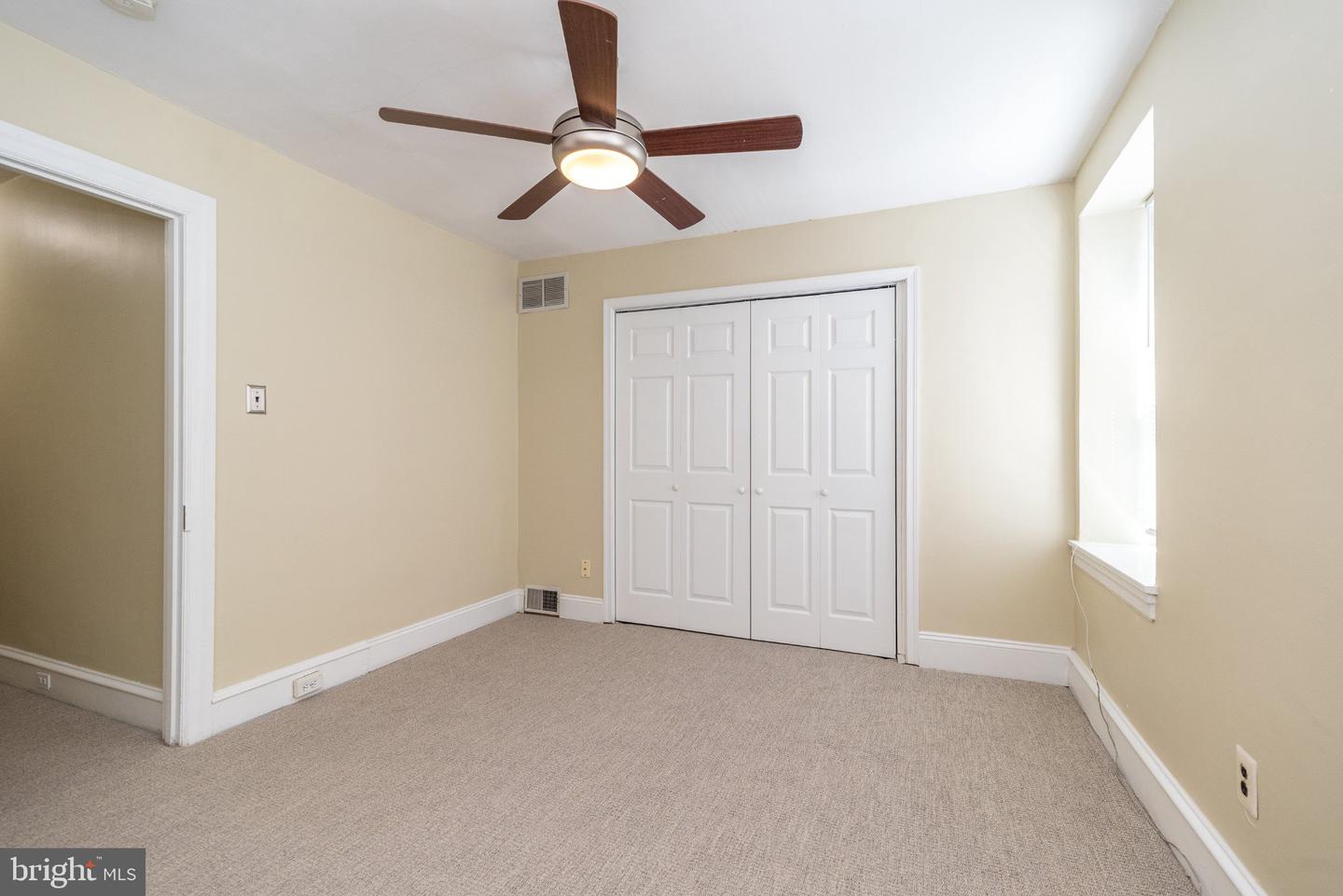 460 Renfrew Ave Property Photo 23