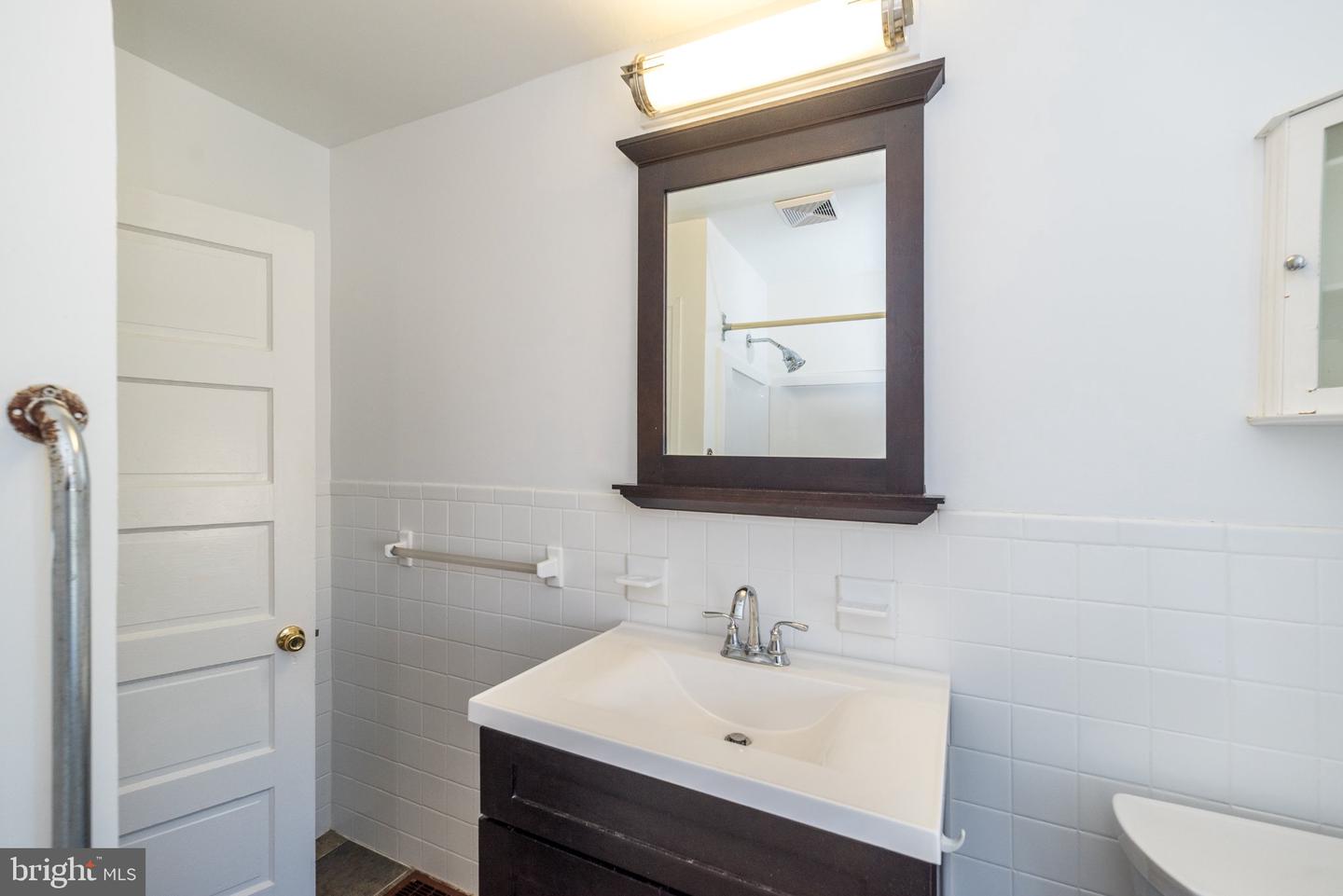 460 Renfrew Ave Property Photo 28