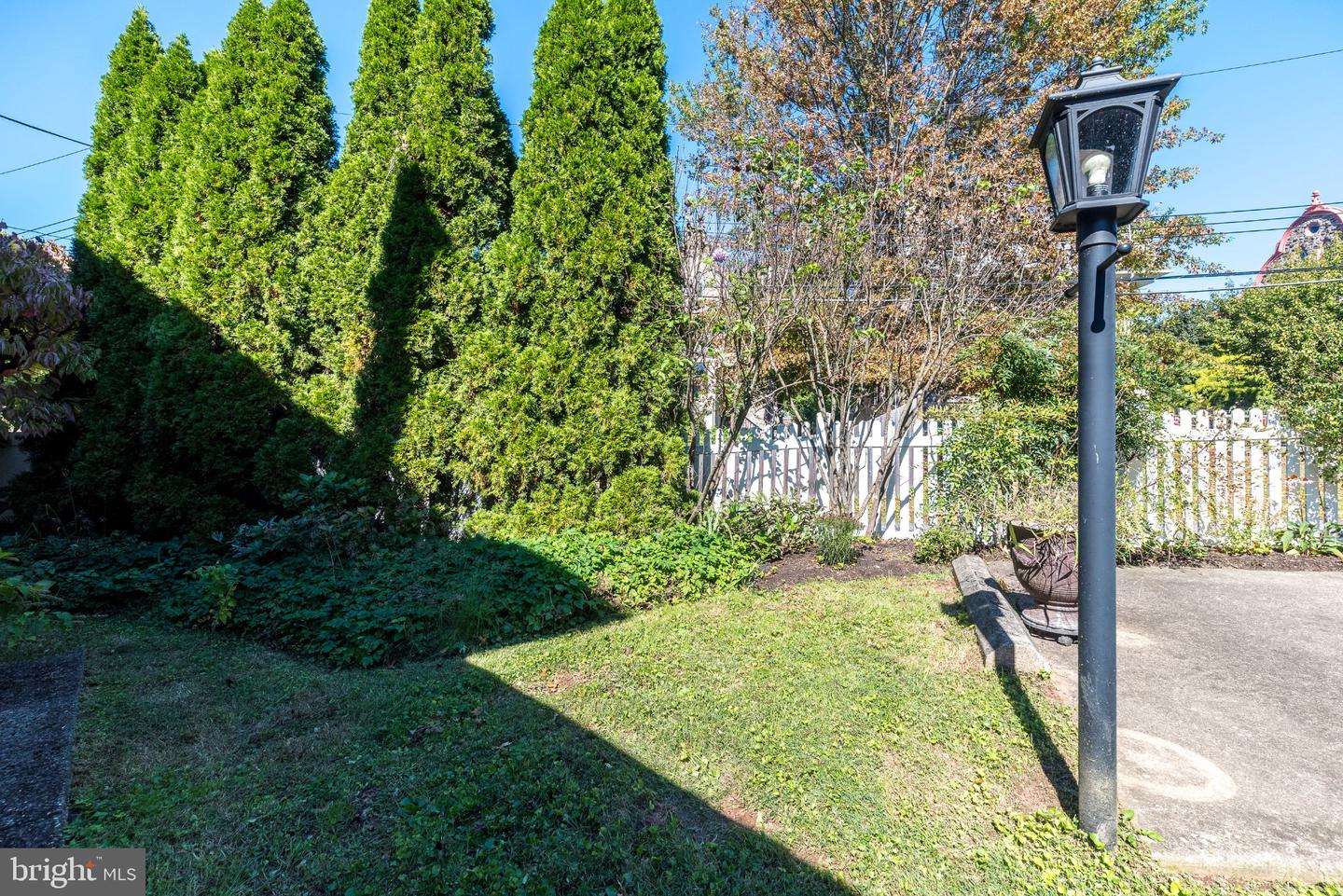 460 Renfrew Ave Property Photo 32