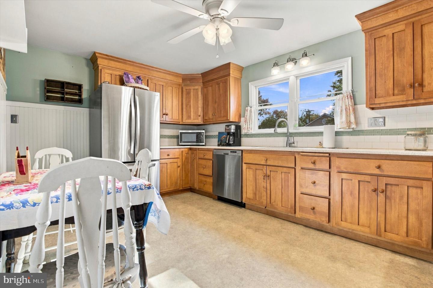1920 Roosevelt Blvd # Property Photo 15