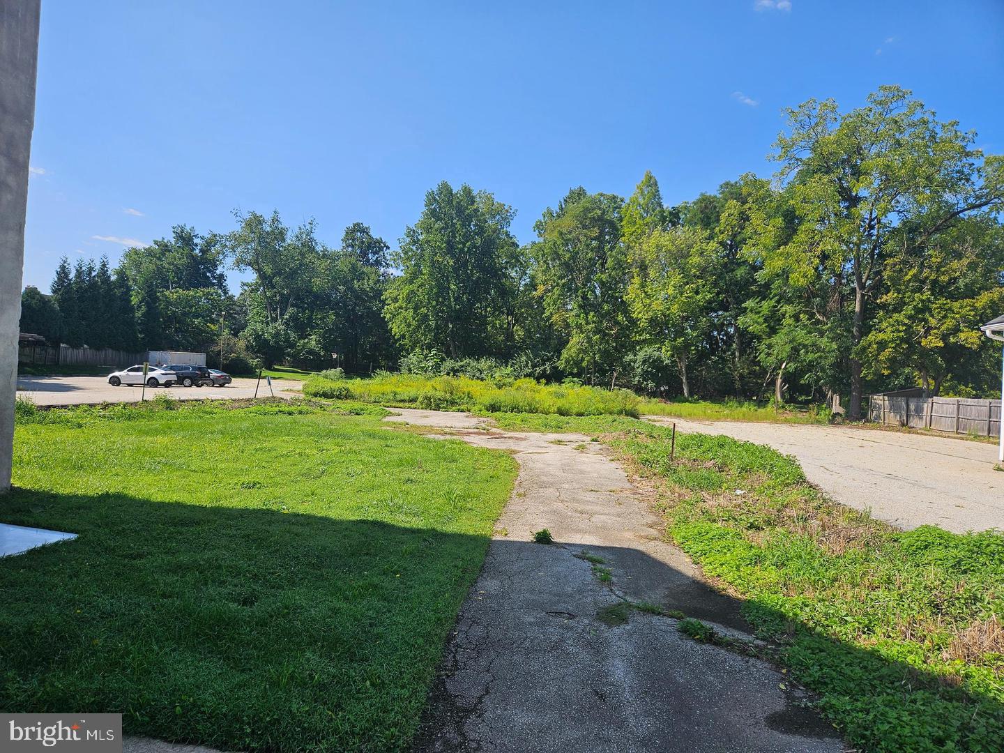 608 Germantown Pike Property Photo 2
