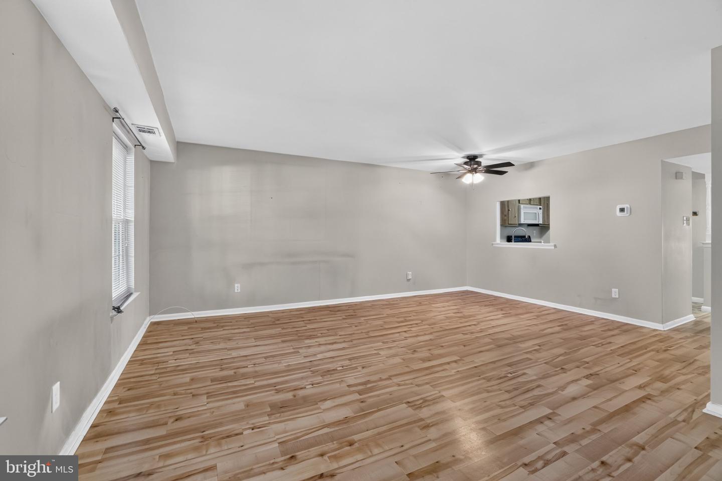 1111-a Jefferson Ct Property Photo 3