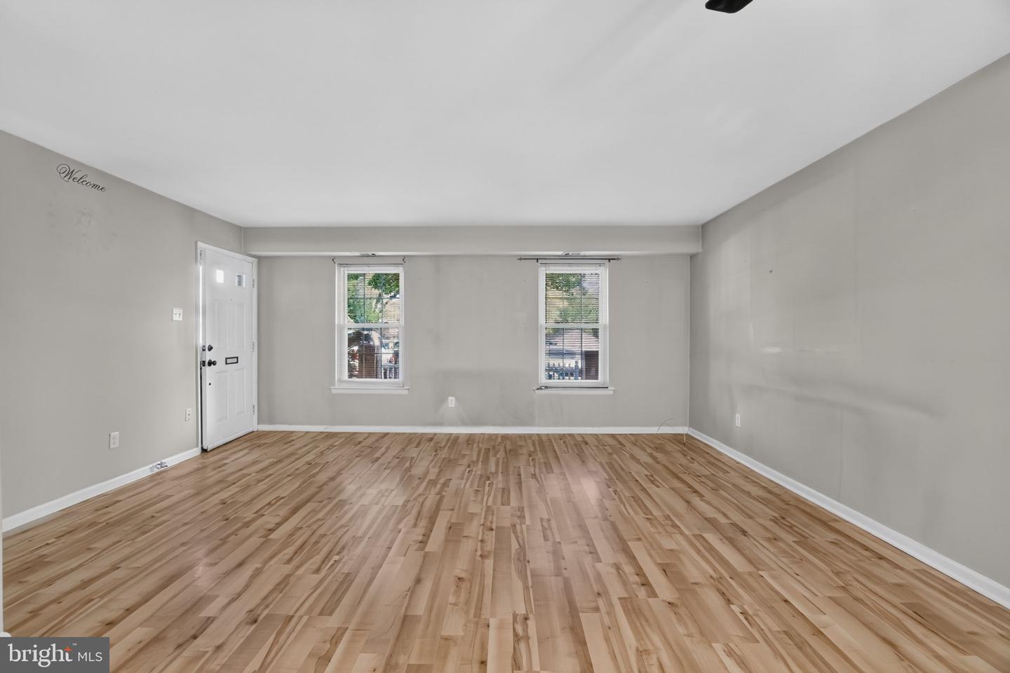 1111-a Jefferson Ct Property Photo 5