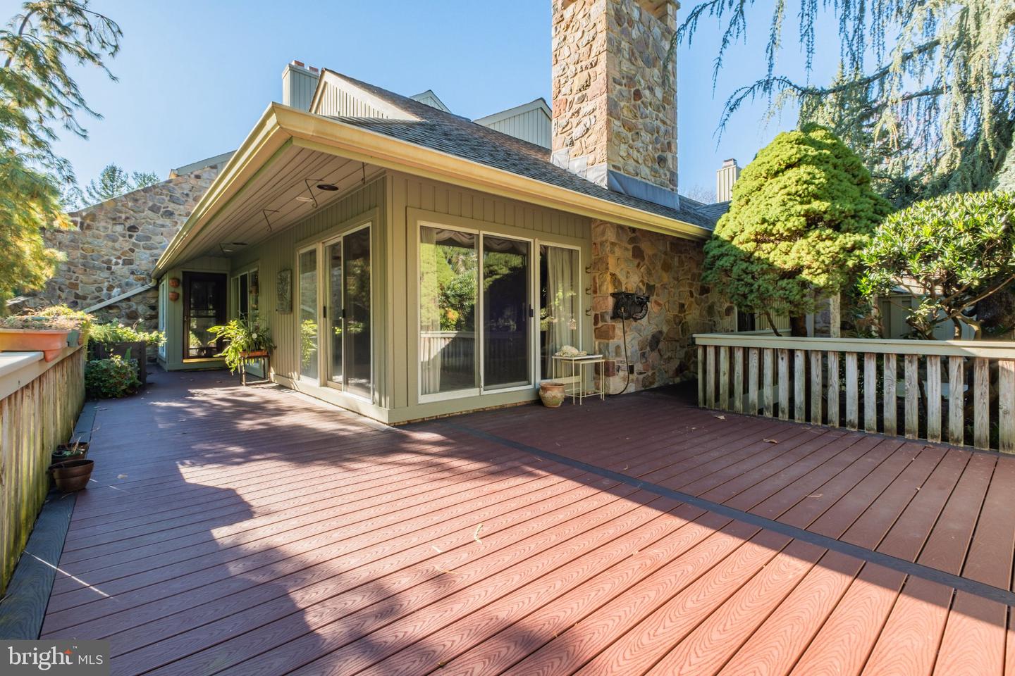 1088 Broadmoor Rd Property Photo 8