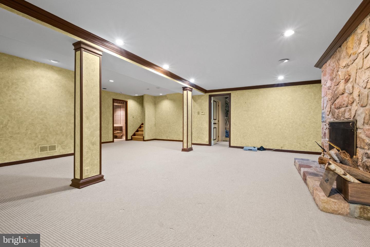 1088 Broadmoor Rd Property Photo 21
