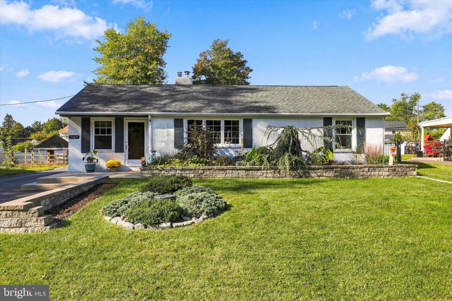 1027 Cardinal Rd # Property Photo 1