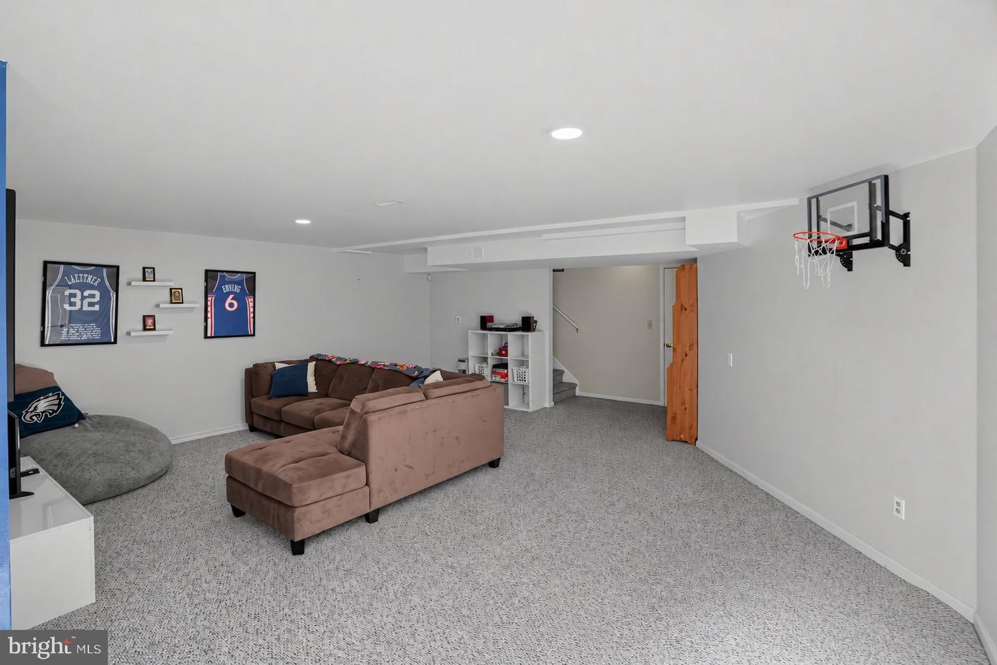 997 Katie Cir Property Photo 28